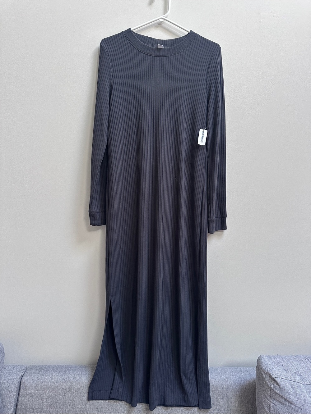 Old Navy Ribbed Maxi Dress in Charcoal Gray
